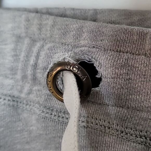 Vintage 1984 UCLA Bruins 100m Sprint Gold Medalist Shorts Size XL - Picture 4 of 8